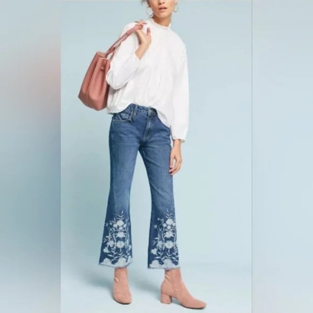 EUC Anthro Pilcro Embroidered High Rise Cropped Flare Jeans, Blue, Size 25